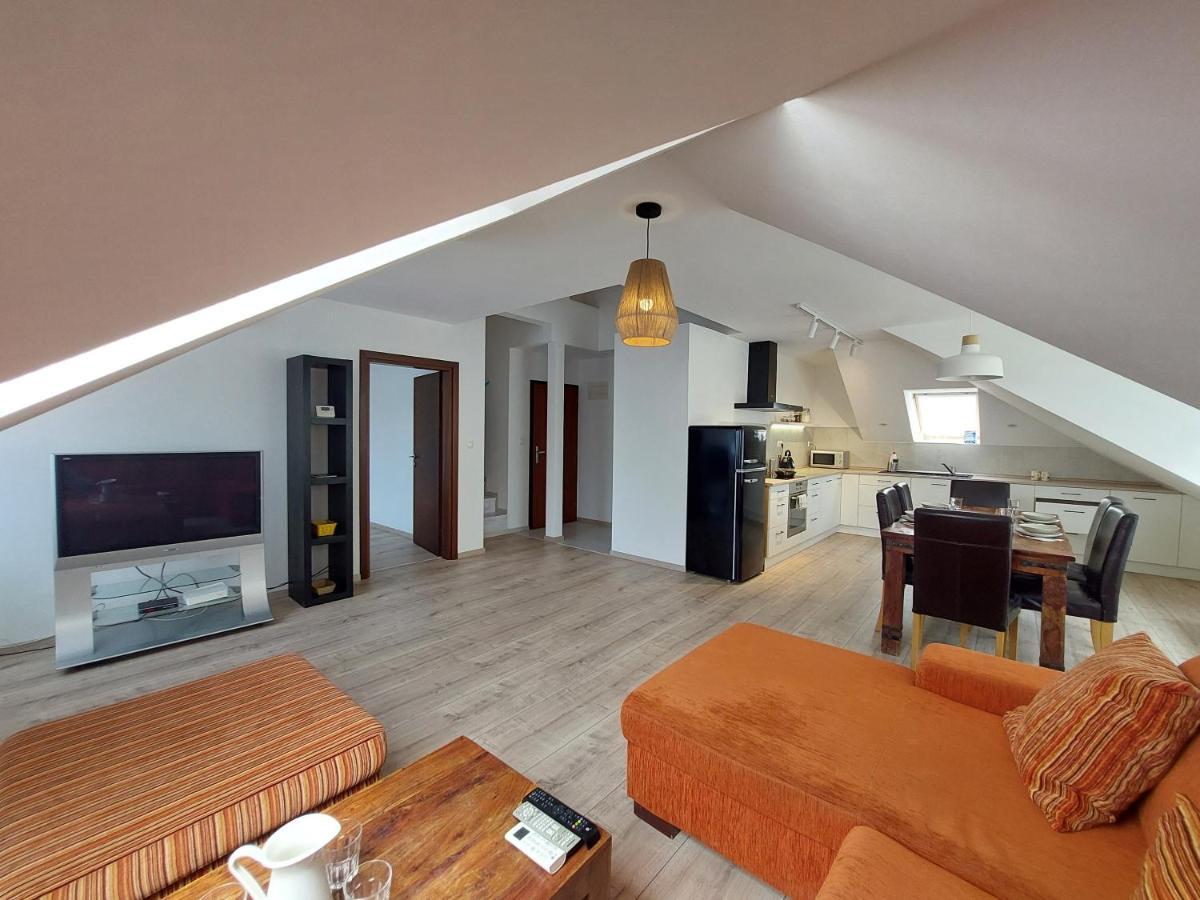 Útulný apartmán v Bratislava 4 Exterior foto